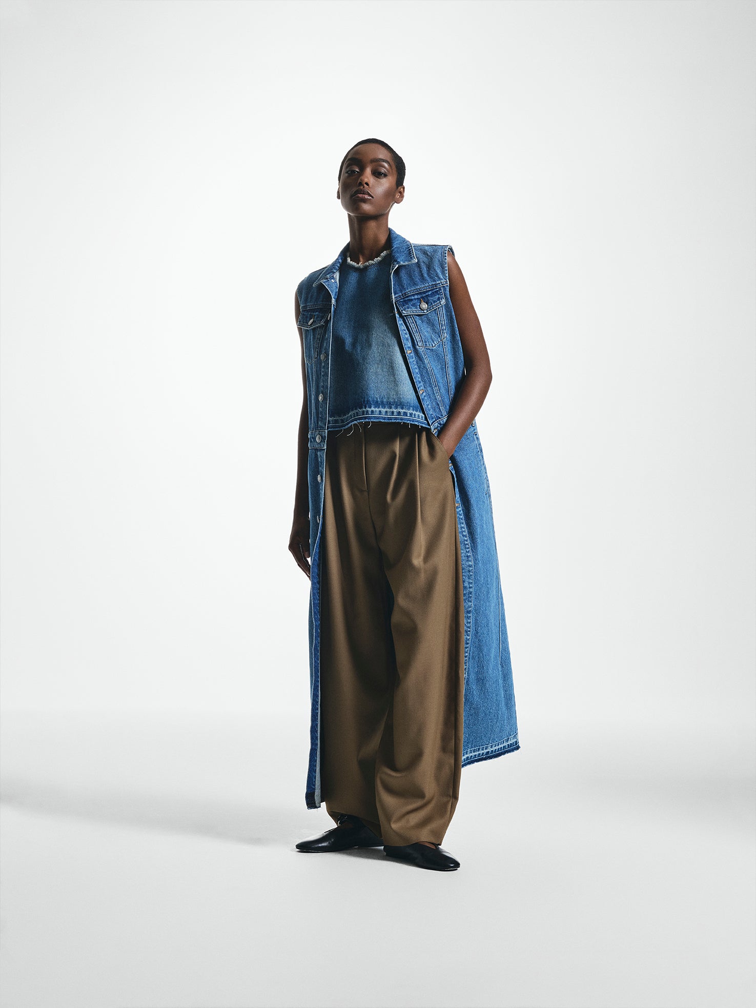 Dress What Pants To Wear With A Denim Jacket How To Style A Denim