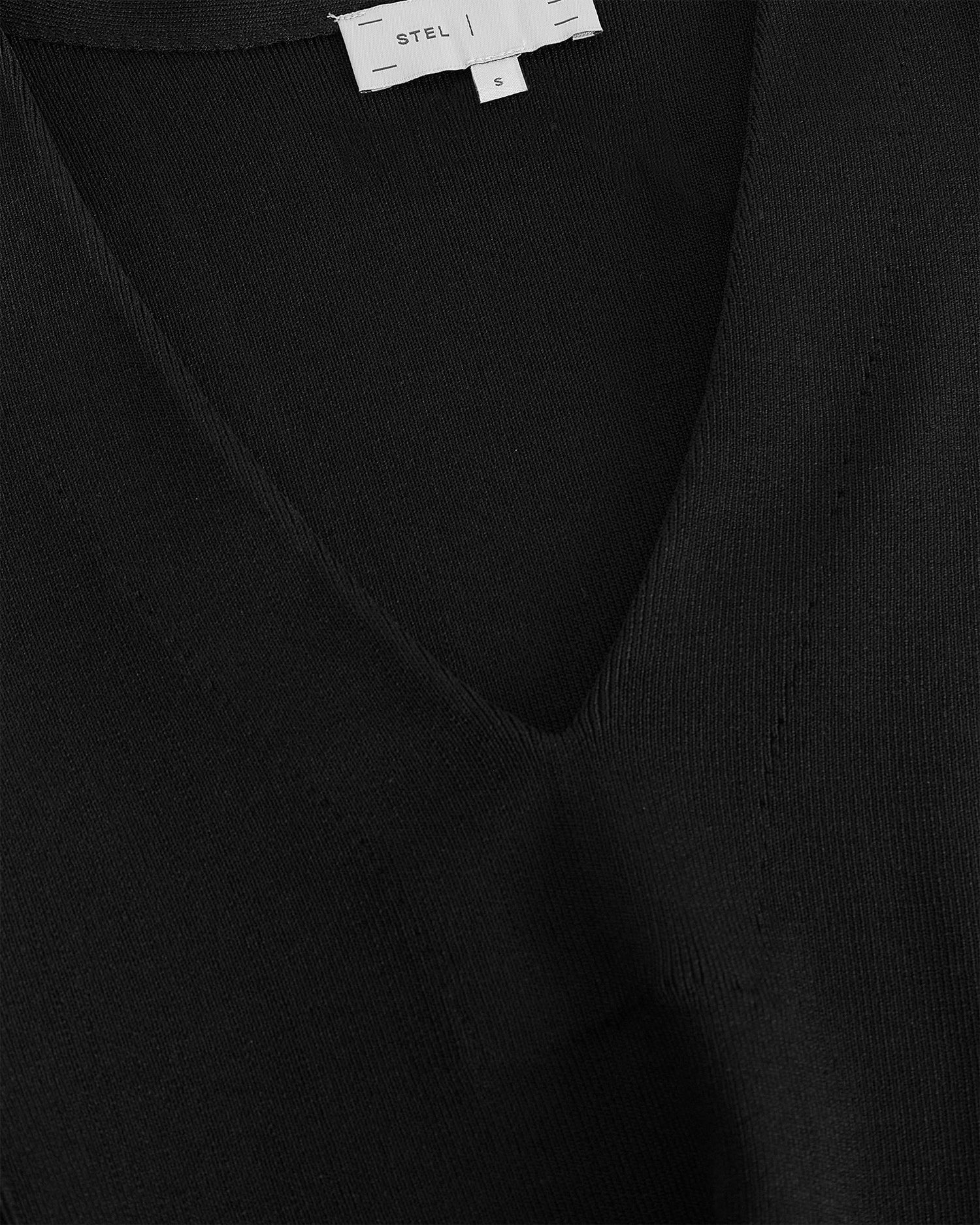 Short Sleeved Power Knit V-Neck Top
