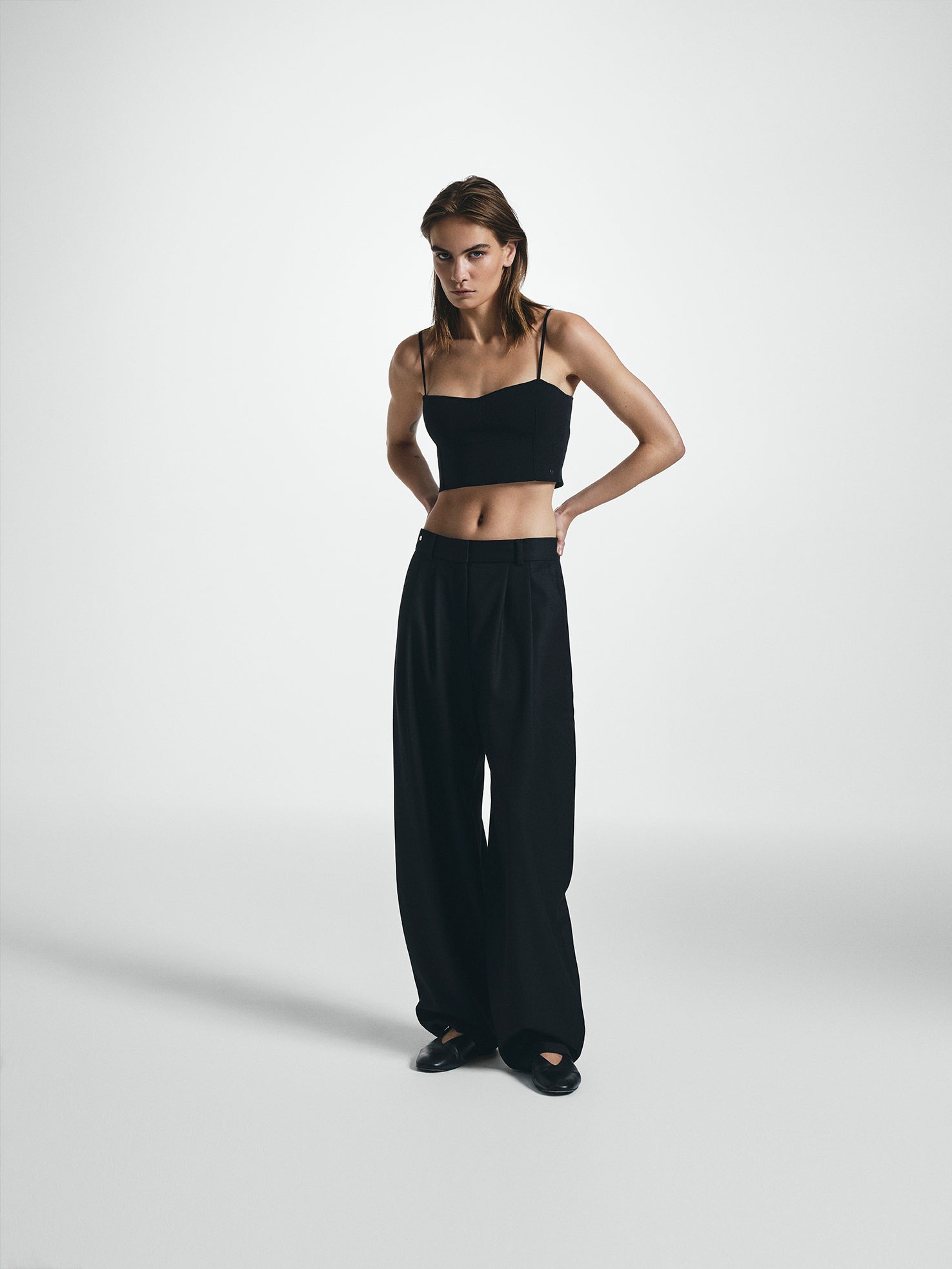 Pleated Relaxed Tailored Trousers – STEL