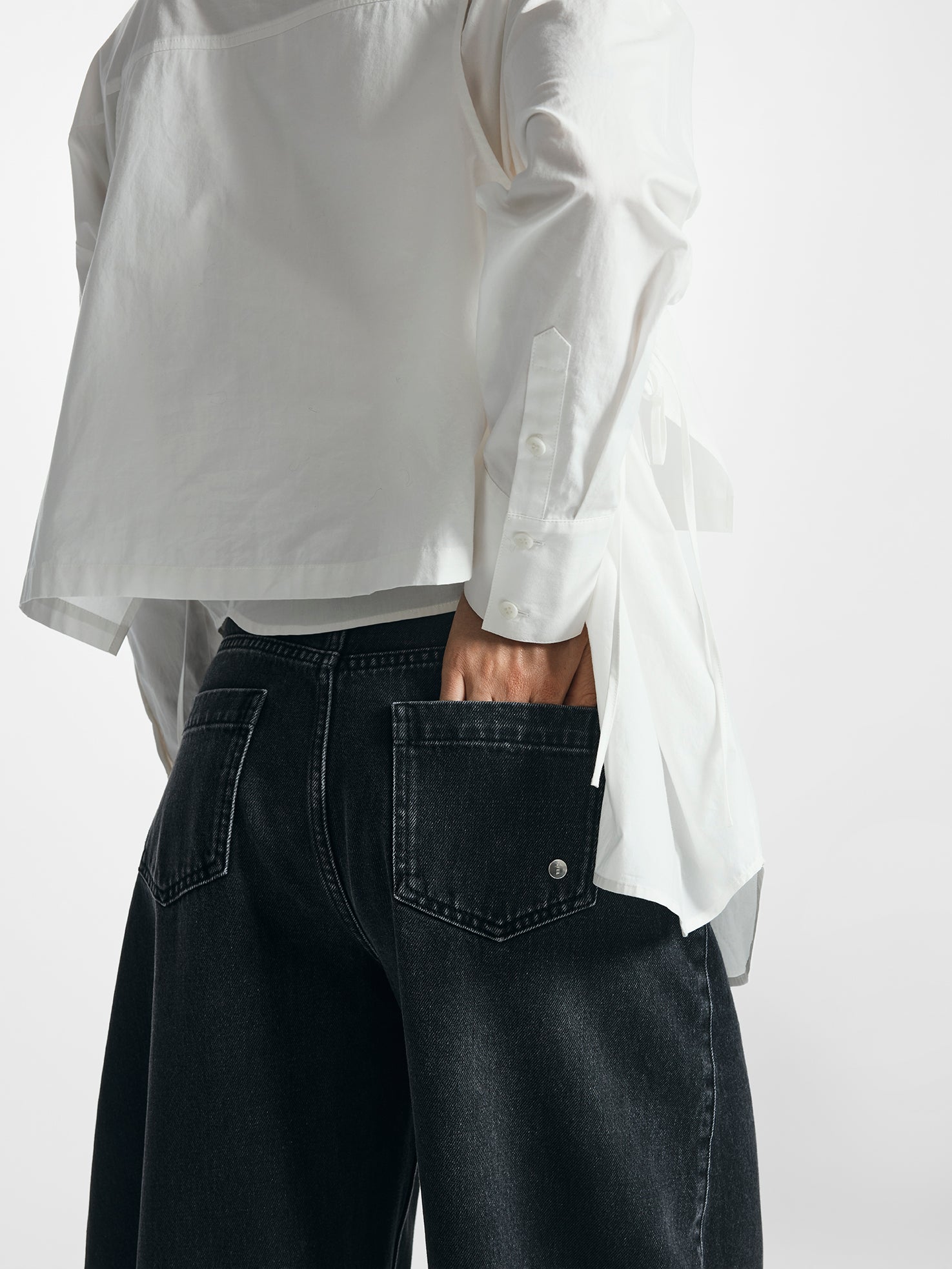 Wide Barrow Leg Denim Jeans