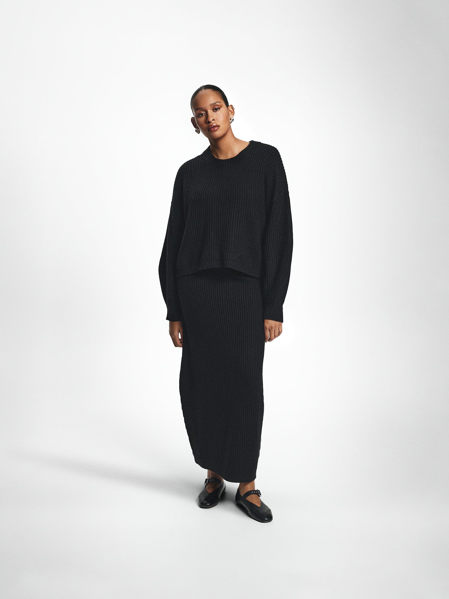Ribbed Knitted Maxi Skirt – STEL - Main Image