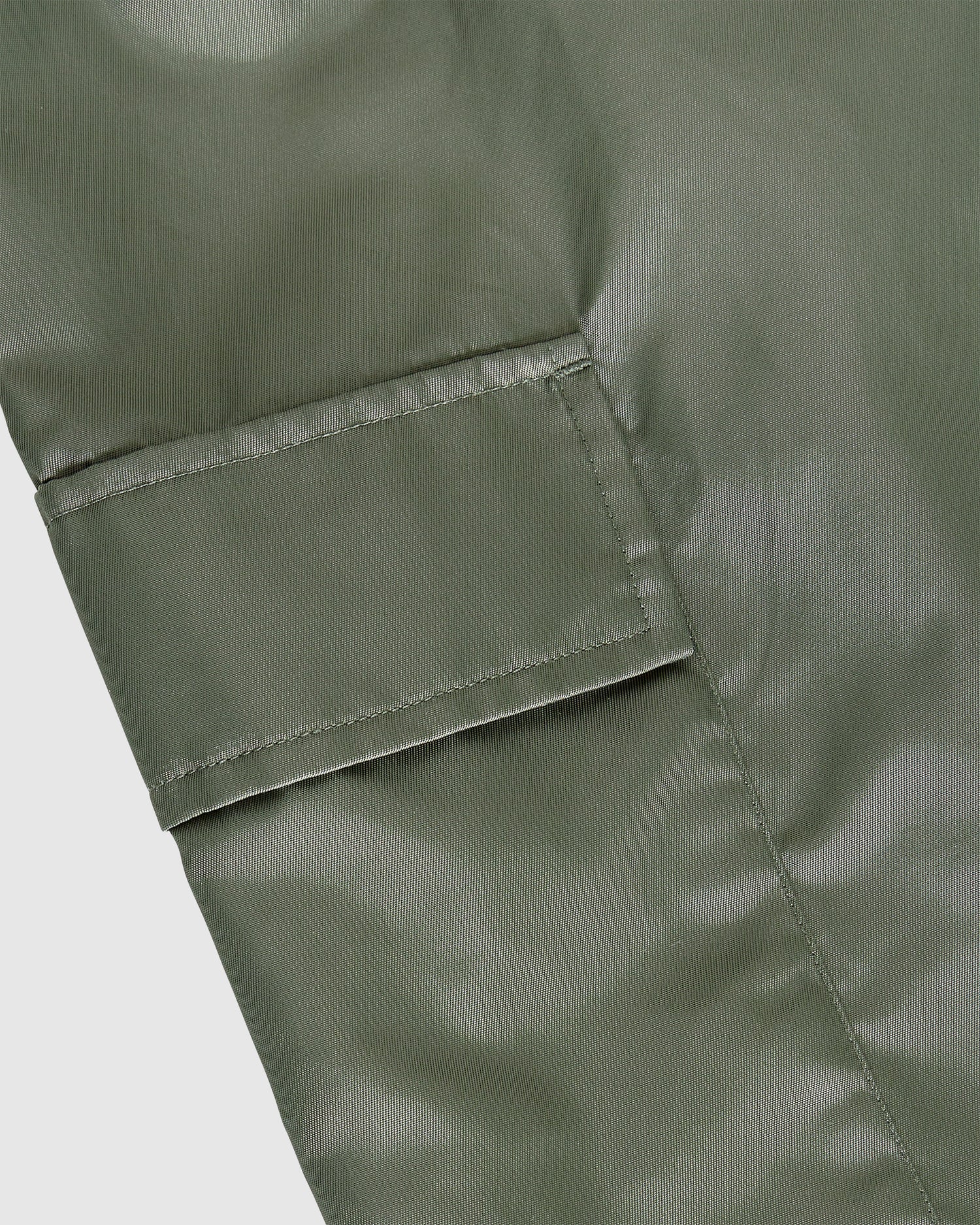 Tapered Barrow Leg Nylon Cargo Trousers
